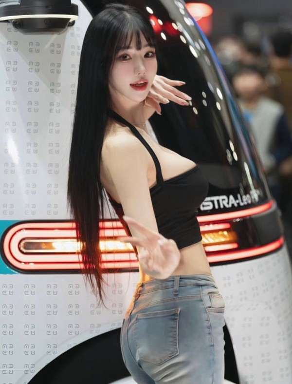 여전한 레이싱걸계의 탑 민한나 이미지 4