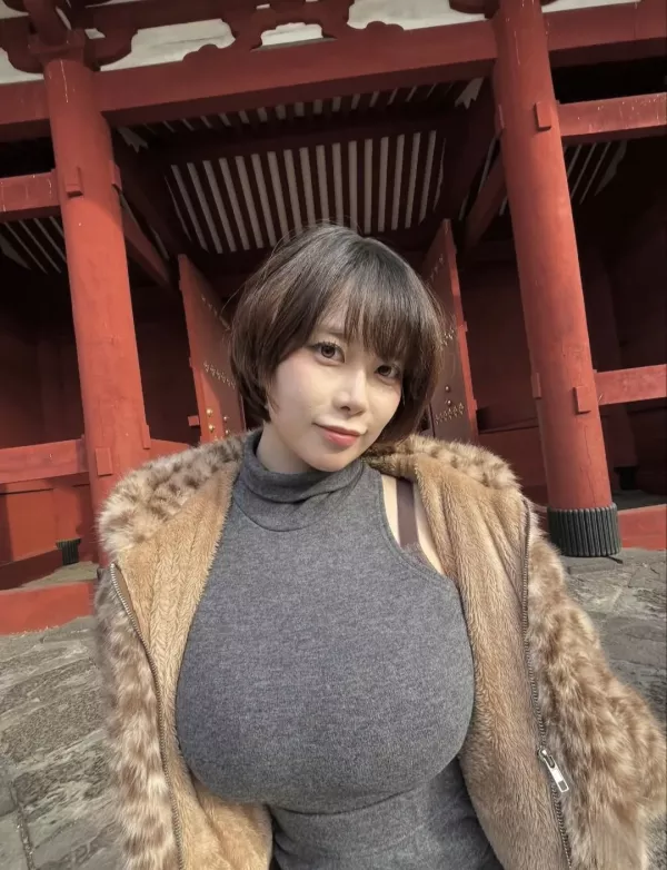 일본의 M컵녀 이미지 4