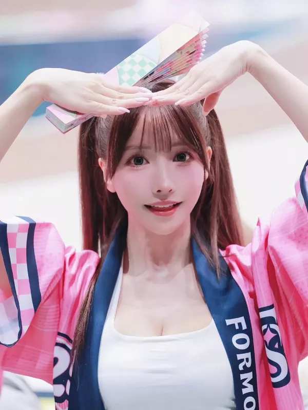 대만 치어리더로 활동 중인 미카미 유아짱 이미지 9