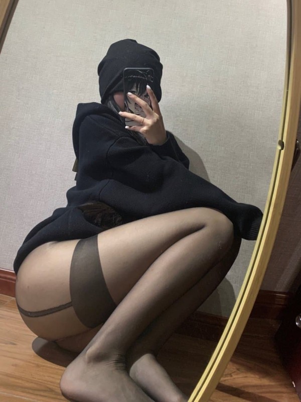 얼굴 몸매가 되면 무조건 찍는 셀카 이미지 9
