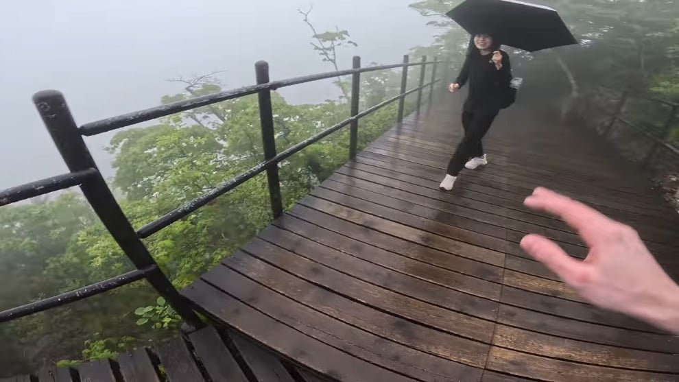 🏔️ 외국인이 서울에서 혼자 등산하다가 거의 죽을뻔한 이유 이미지 11
