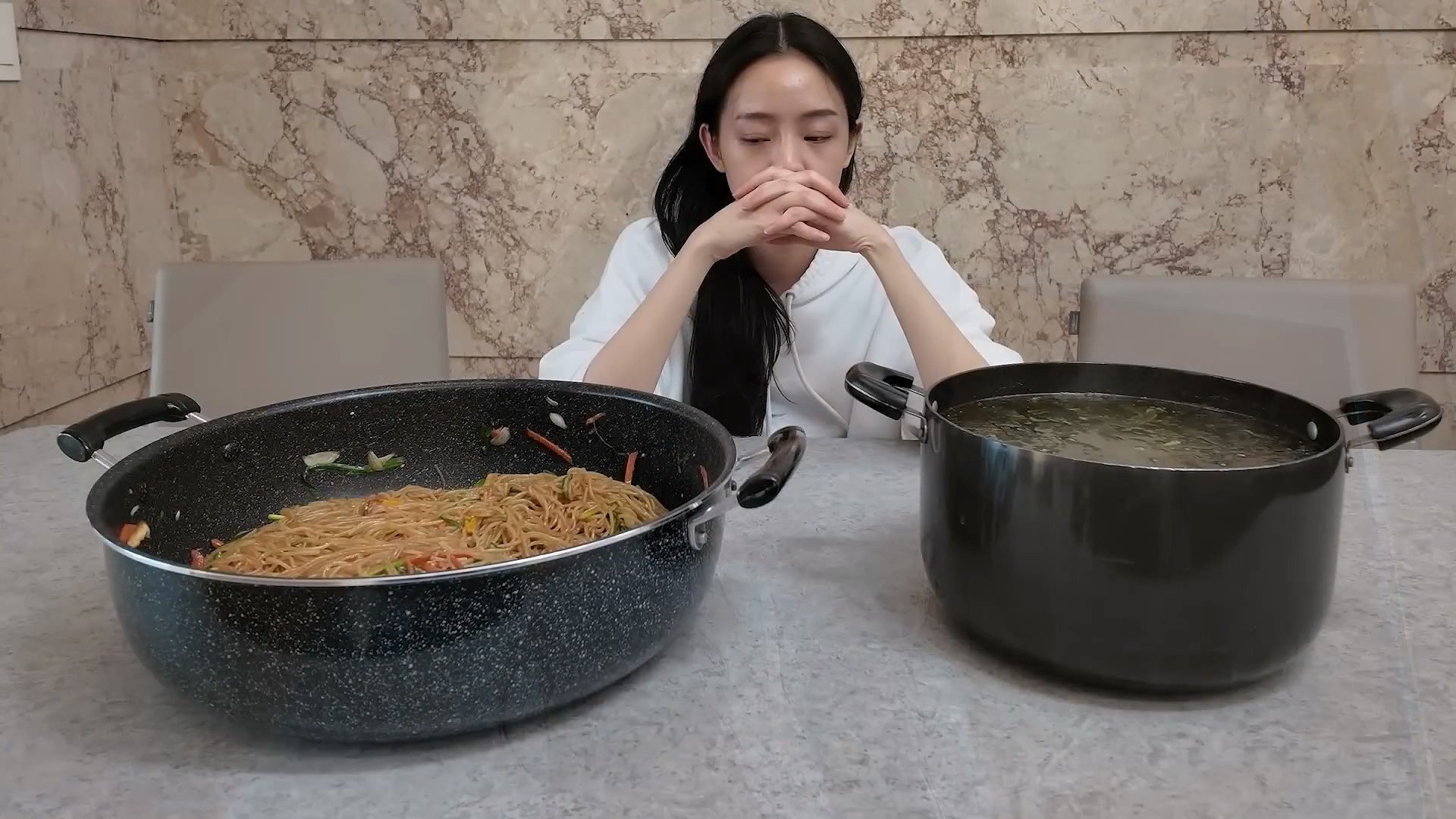 딸에게 빨대를 꼽고 산다는 말을 듣는다는 아버지 이미지 34